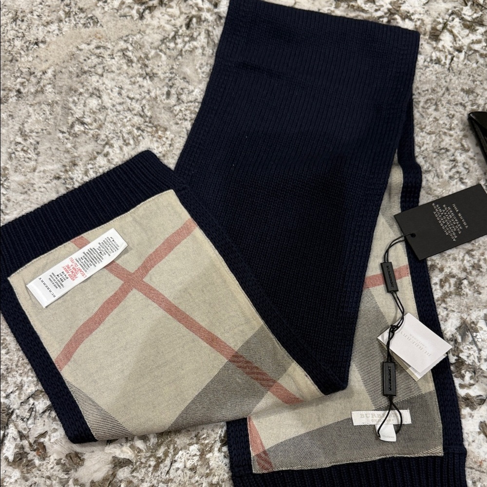 Burberry Navy and Beige Kids Scarf